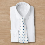 Blåblå Mini Polka Dot Mönster på vit sida 2 Slips<br><div class="desc">Snyggt marin blå mini polka dots bildar ett klassiskt geometriskt mönster på vit bakgrund på båda sidor. Om du vill visa designen på andra objekt klickar du på länken "Rocklawn Arts". Digitalt skapat bild. Copyright ©Claire E. Skinner. Alla höger reserverade.</div>