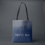 Blåblå Silver Glitter Bröllop Maid of honor Tygkasse<br><div class="desc">Den här designen skapades genom digital design. Kontakta mig på colorflowcreations@gmail.com om du vill ha denna design på en annan produkt. Köp min ursprungliga abstrakt-akrylmålning för försäljning på www.etsy.com/colorflowart. Se fler av mina skapelser eller följ mig på www.facebook.com/colorflowcreations, www.instagram.com/colorflowcreations, www.twitter.com/colorflowart och www.pinterest.com/colorflowcreations. Fluid-akrylmålning, konst, abstrakt, originalkonst, färgstark, makro, bra konst,...</div>