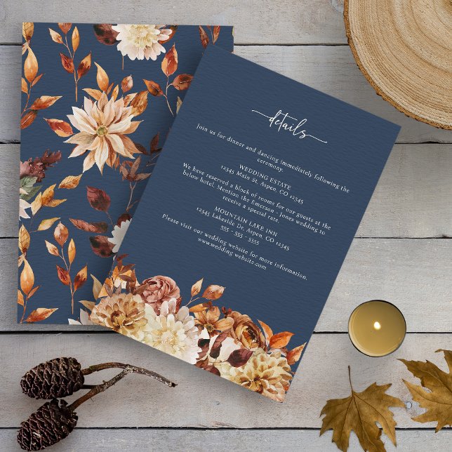 Blåblommasbröllop vid marinblå blomma tilläggskort (Watercolor Navy Blue Fall Wedding Enclosure Card by Painted Paperie
)