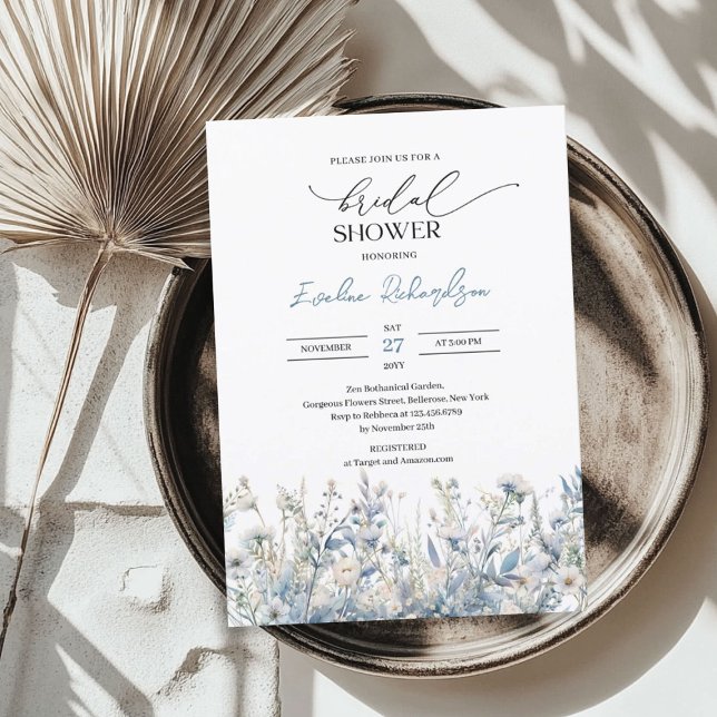 Blåblommor med vinterdamm, trendig inbjudningar (Trendy watercolor winter dusty blue wildflowers invitation)