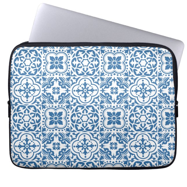 Blåbrickor 2 laptop fodral (Framsidan)