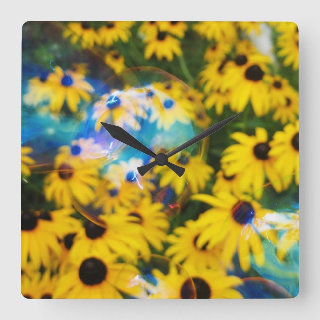 Blåbubblor på branden! fyrkantig klocka (Framsida)