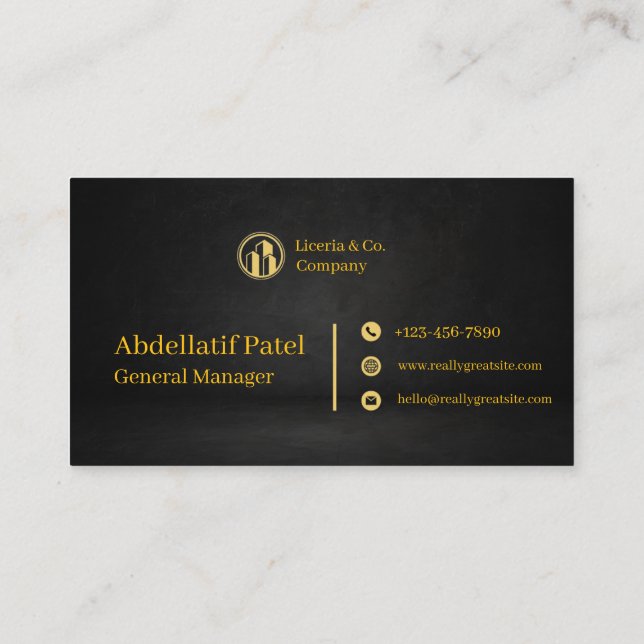 black and gold modern manager business card visitkort (Baksida)
