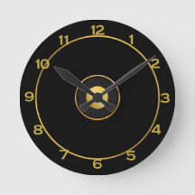 Black and Guld Round Clock