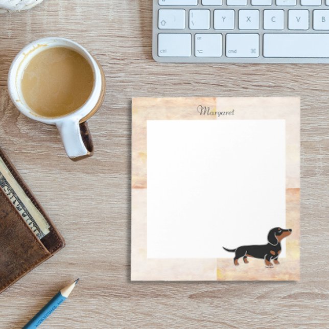 Black and Tan Dachshund Posing Anteckningsblock (Black and Tan Smooth Hair Dachshund Posing Notepad featuring cheeky Dachshund.  Cute Cartoon Design.)
