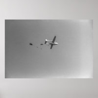 Black and White 1968 Paratroopers Jumping Flygplan