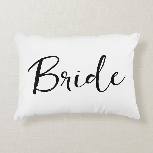 Black and White Bachelorette Bride Calligraphy Prydnadskudde (Framsidan)