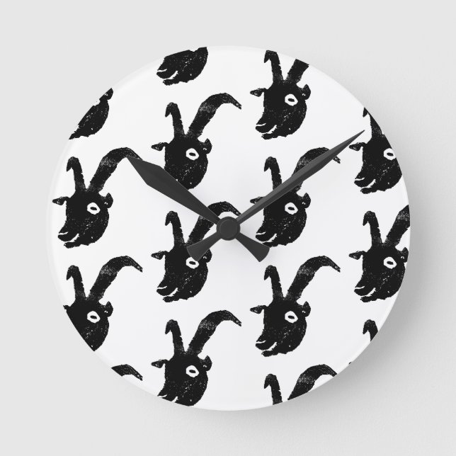 Black and White Billy Goat Potato Print Rund Klocka (Framsida)