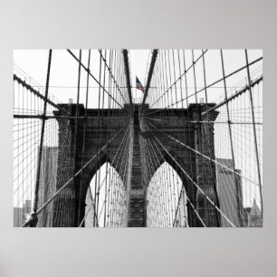 Black and White Brooklyn Bridge w/Färg Flagga Poster
