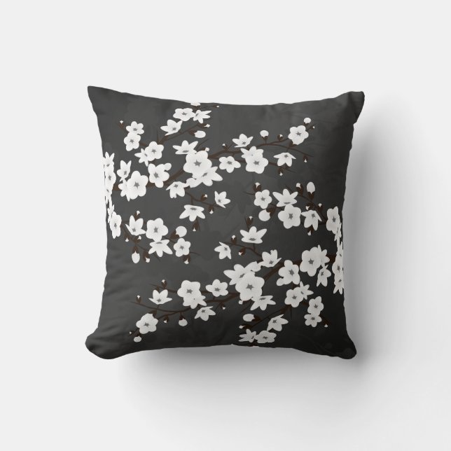 Black and White Cherry Blommars Black Background Kudde (Framsida)
