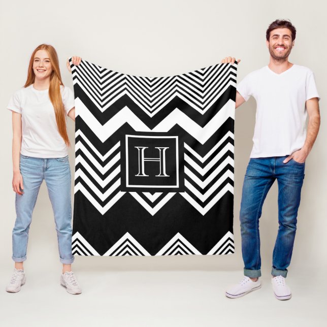 Black and White Chevron Fleecefilt (På plats)