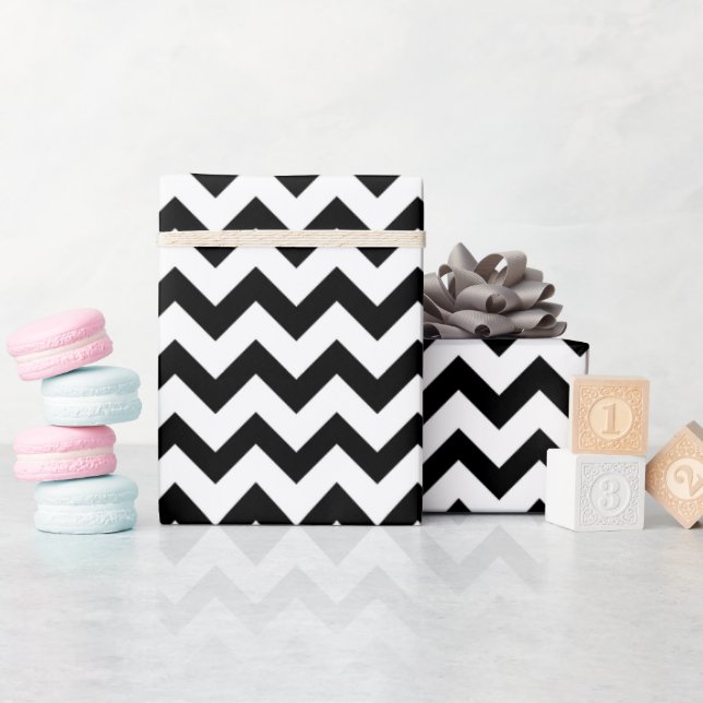 Black and White Chevron Zigzag Mönster Presentpapper (Baby Shower)