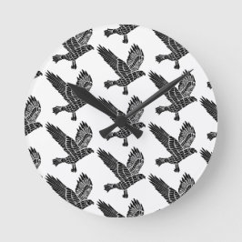 Black and White Flies Raven Lino Klipp Rund Klocka