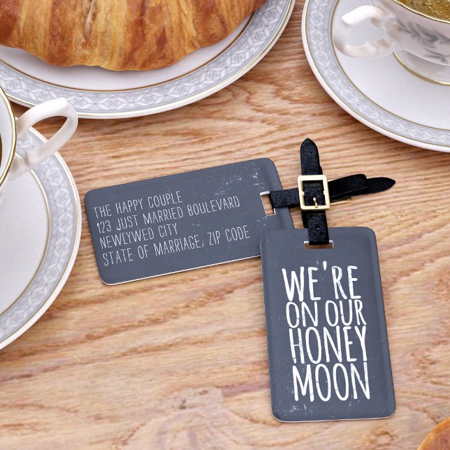 Black and White Honeymoon Travel Luggage Tag Bagagebricka (Perfect luggage tag for the newlyweds and their Honeymoon adventures)