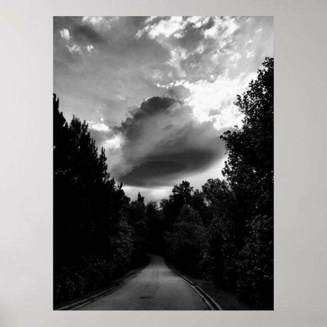 Black and White Lenticular Cloud Poster (Framsidan)
