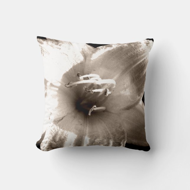 Black and White Lily Photograph Kudde (Framsida)