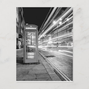 Black and White London Street på natten Vykort
