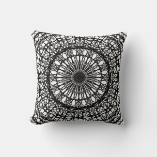 Black and White Mandala Dekorativ kudde