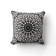 Black and White Mandala Dekorativ kudde
