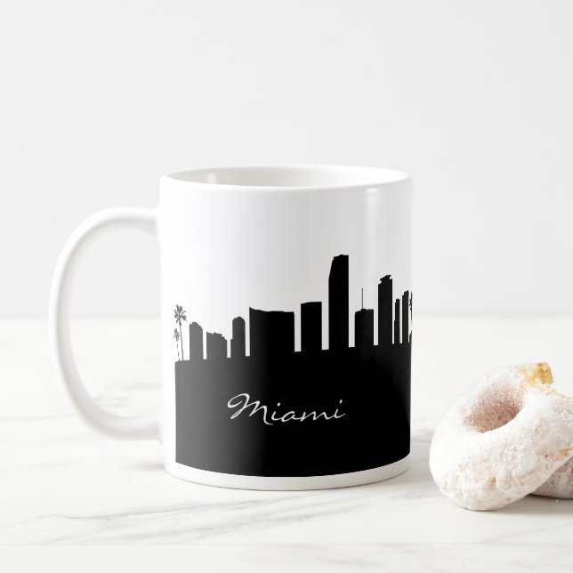 Black and White Miami Skyline Kaffemugg (Med munk)