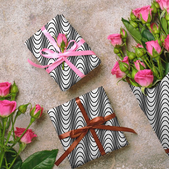 Black and White Moiré Rand - Trippy Abstrakt Presentpapper (Skapare uppladdad)