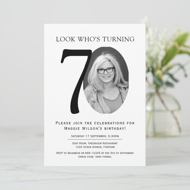 Black and White Photo 70th Birthday Inbjudningar (Stående Fram)