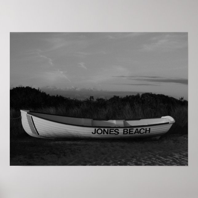 Black and White Photo, Row Boat at Jones Beach Poster (Framsidan)