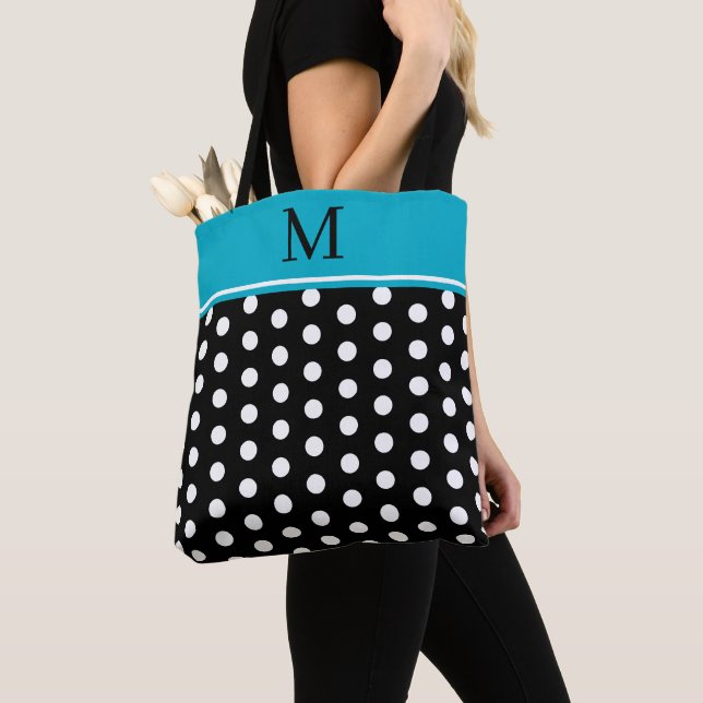 Black and White Polka Dot With Azure Blue Monogram Tygkasse (Närbild)
