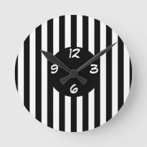 Black and White Rand Round Clock