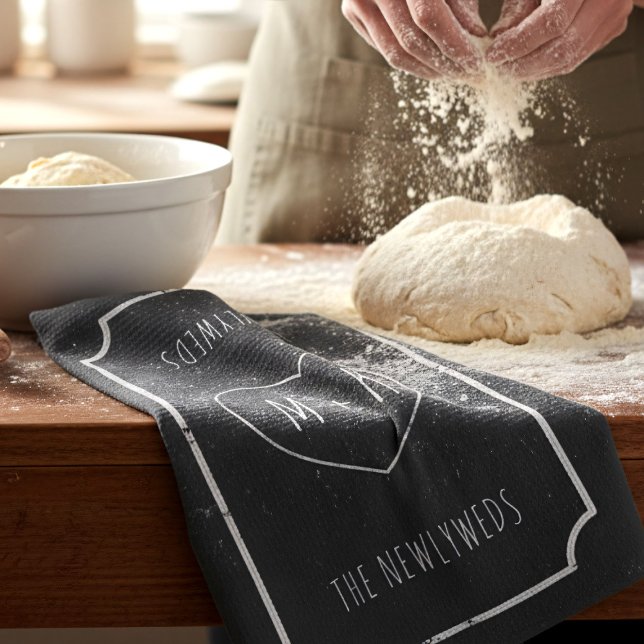 Black and White Rustic Chalkboard Kitchen Towel Kökshandduk (Get ready for baking fun! This rustic chalkboard towel is both practical & pretty. Add your initials)
