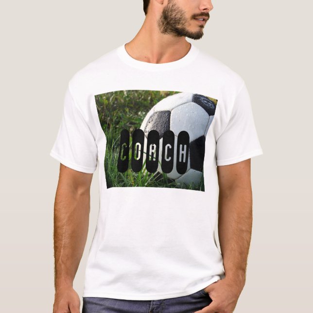 Black and White Soccer Ball in Grass T-Shirt (Framsida)