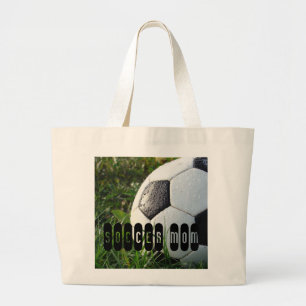 Black and White Soccer Ball in Grönt Grass Jumbo Tygkasse