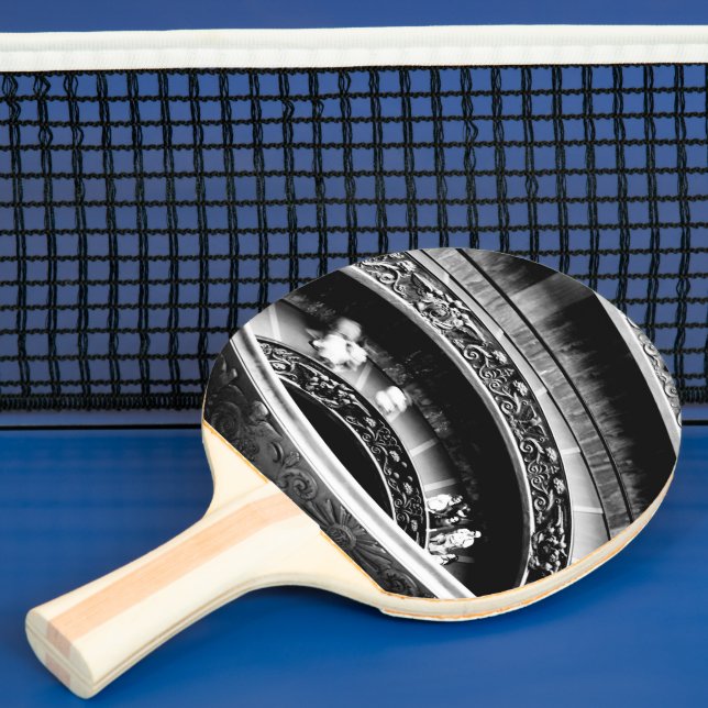 Black and White Spiral Staircase Pingisracket (Insitu)