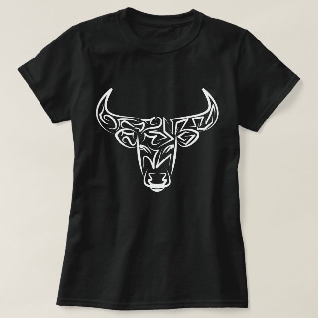 Black and White Tribal Bull / Ox T Shirt (Design framsida)