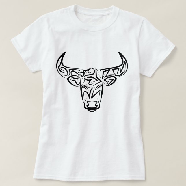 Black and White Tribal Bull / Ox T Shirt (Design framsida)