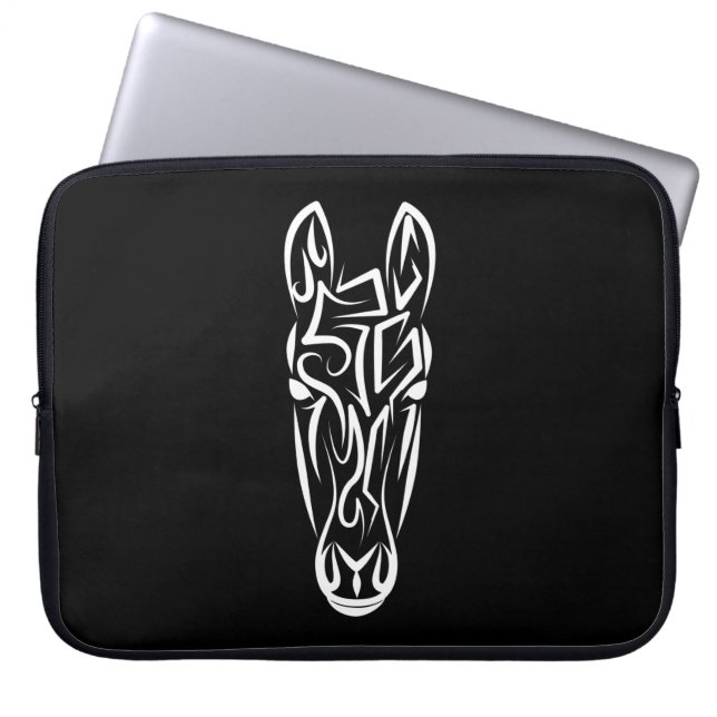 Black and White Tribal Horse Laptop Fodral (Framsidan)