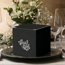 Black and White Wedding Favor Box Presentaskar