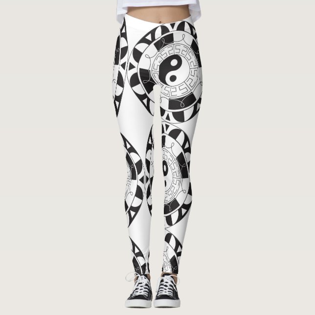 Black and White Ying Yang Mandala Leggings (Framsida)