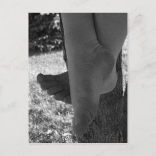 Black and White Young Feet Vykort