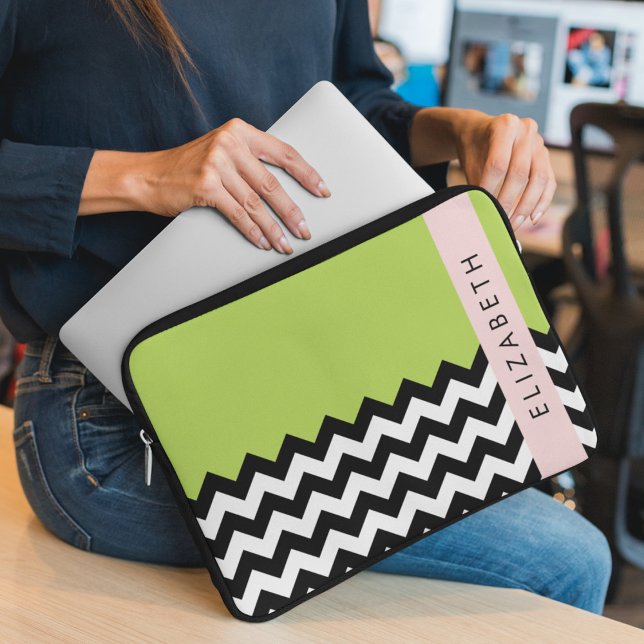 Black and White Zigzag, Chevron, Grönt, ditt namn Laptop Fodral (Skapare uppladdad)