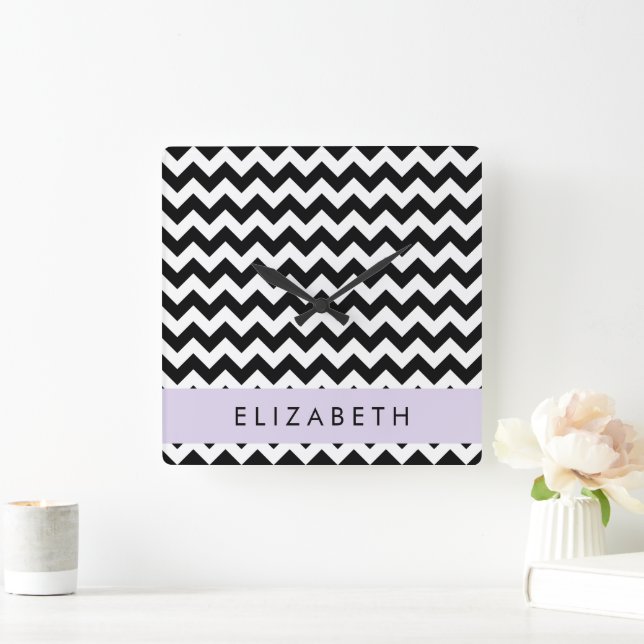 Black and White Zigzag, Chevron Mönster, ditt namn Fyrkantig Klocka (Hem)