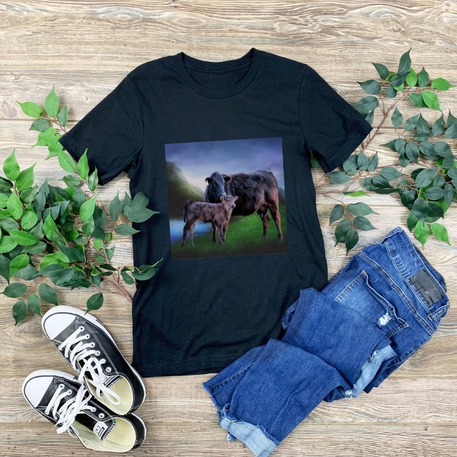Black Angus Cow och Calf Tee Shirt (Skapare uppladdad)