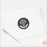 Black Aspen Tree Wedding Runt Klistermärke<br><div class="desc">A pop of black aspens compliments this beautiful outdoorsy set or invites you already have! If you need further assistance customizing this design,  please send us a message,  we are happy to help.</div>