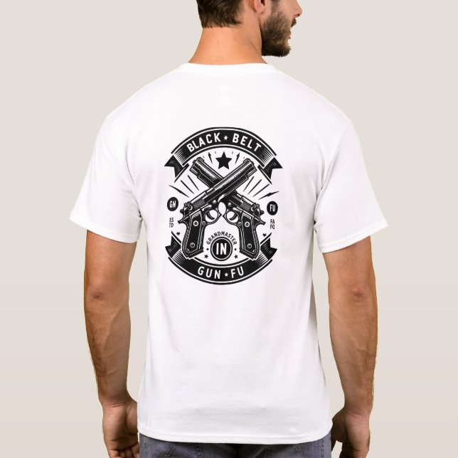 Black Bälte Gun Fu Grandmaster T Shirt (Baksida)