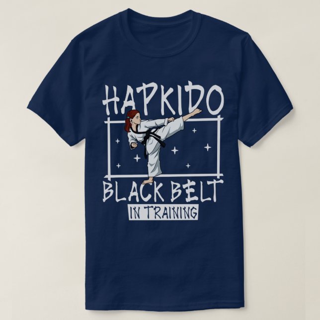 Black bälte under träningen i Hapkido T Shirt (Design framsida)