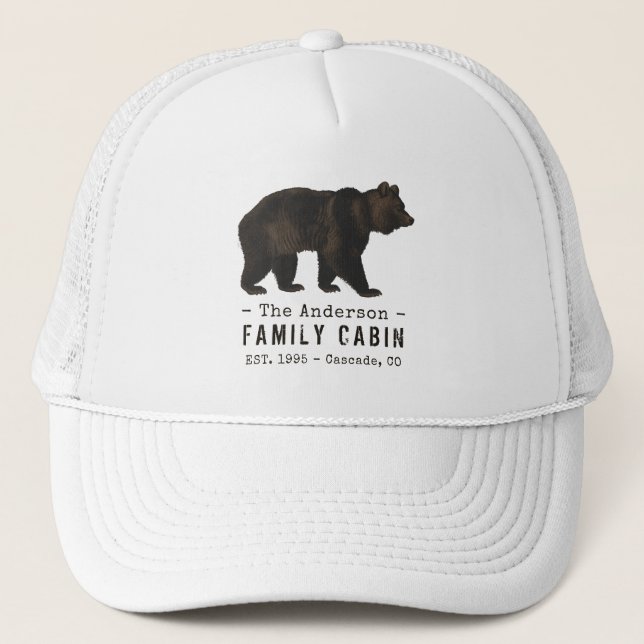 Black Bear i Family Namn Cabin Rustic Brown Keps (Framsida)