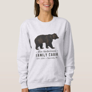 Black Bear i Family Namn Cabin Rustic Brown T Shirt