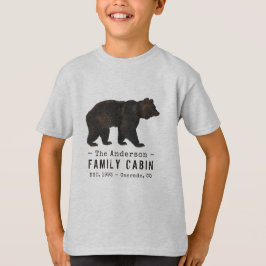 Black Bear i Family Namn Cabin Rustic Brown T Shirt