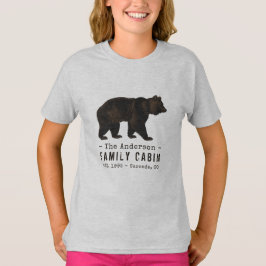 Black Bear i Family Namn Cabin Rustic Brown T Shirt