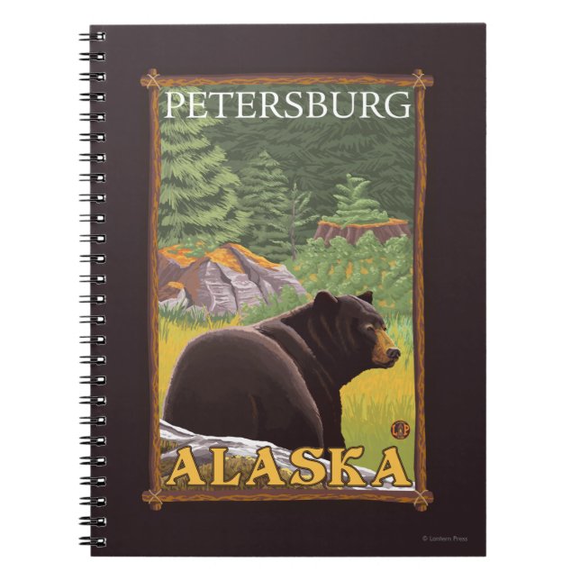 Black Bear i Forest - Petersburg, Alaska Anteckningsbok Med Spiral (Framsidan)
